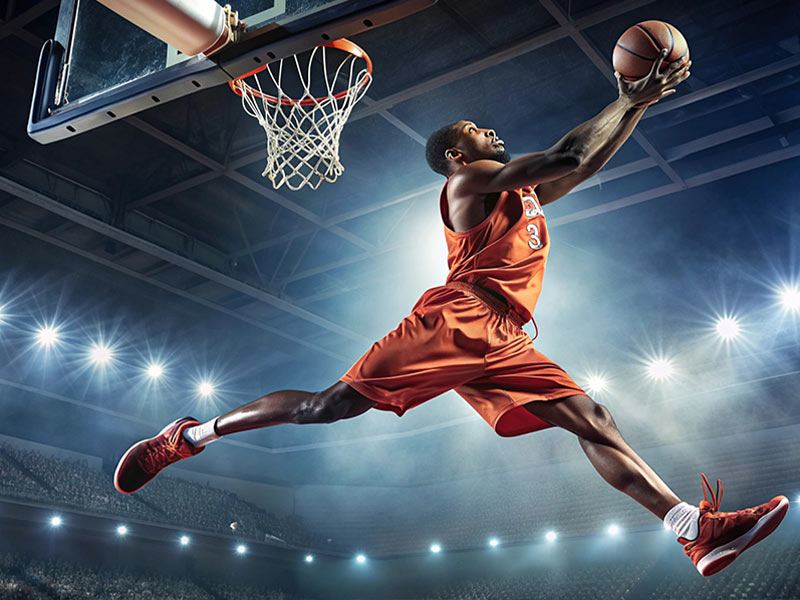 被NBA官方警告！追梦回应跟球迷的对峙：他一直说我娘们唧唧的